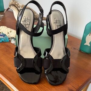 Life Stride Black Patent Slingback Heels with Decorative Front Strap size 8